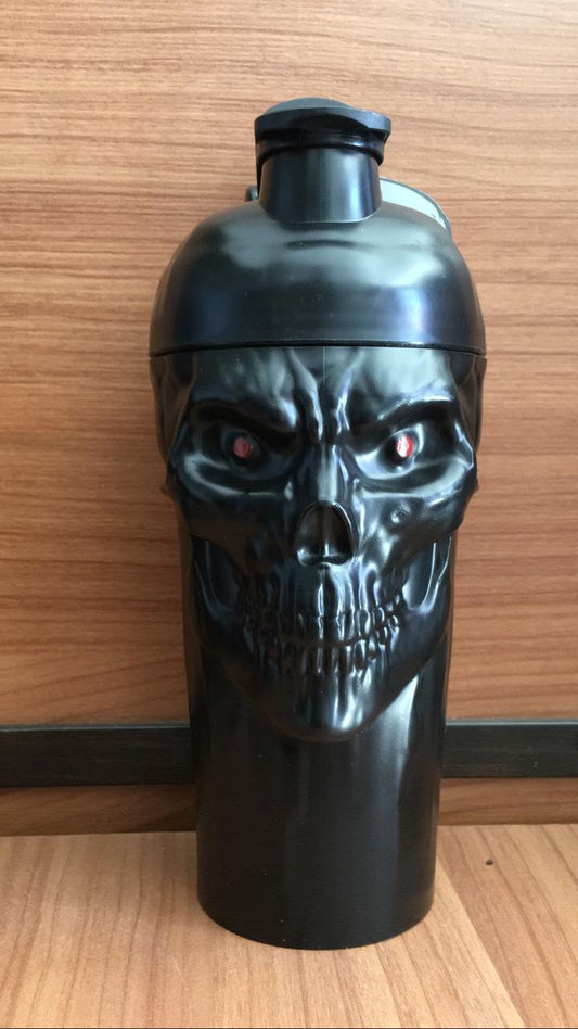SHAKER COBRA OJOS ROJOS