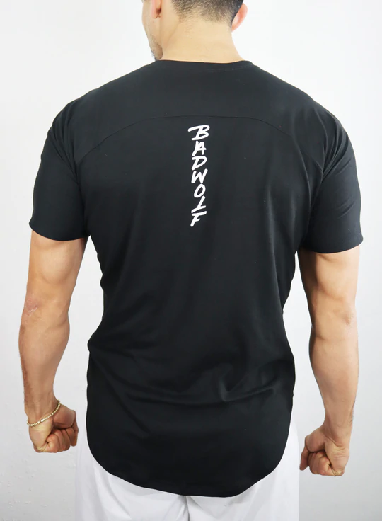 T-SHIRT · NEGRA